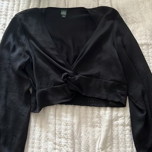 Black Crop Top - Picture 2 of 4